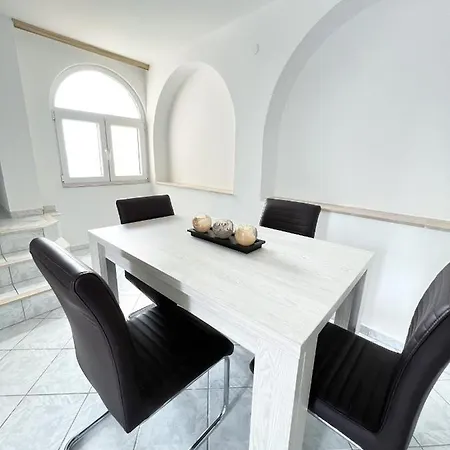 Pavi Apartamento Baška Voda